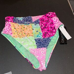 🍀5/$25🍀 California Waves size‎ medium bikini bottoms